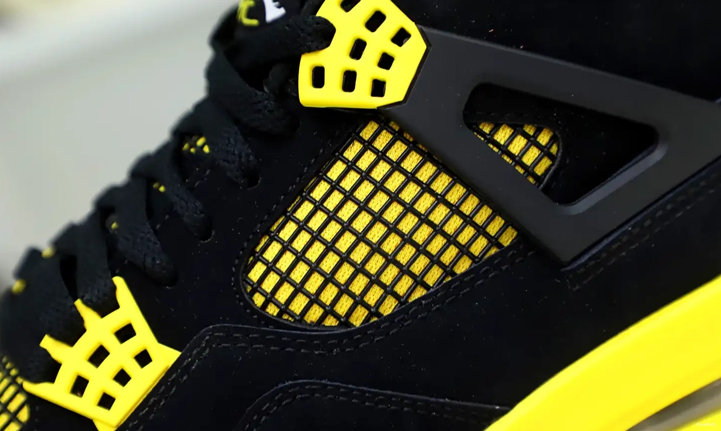 Jordan4 Air  Jordan thunder 2023 0415